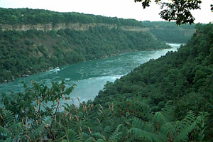 [Photo:  Niagara River valley]